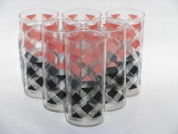 Mod 50s vintage tall glass tumblers, retro glasses w/ pink & black plaid