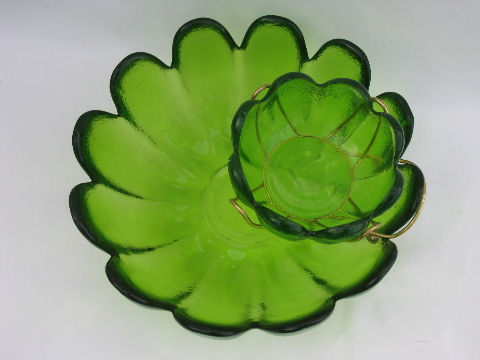 Mod lime green glass flower shape serving bowls, vintage chip and dip set