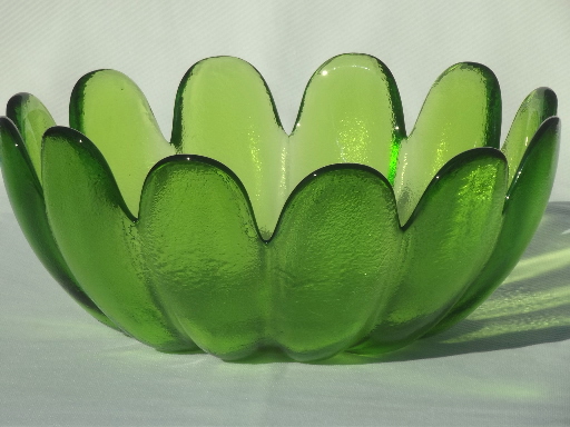 Mod lime green glass flower shaped bowl,  retro 70s vintage Indiana glass