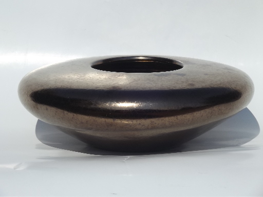 Mod low flower bowl vase, vintage bronze metallic Haeger art pottery