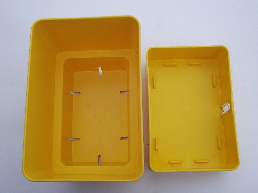 Mod Tuppercraft yellow block planter box, vintage Tupperware plastic