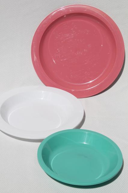 mod vintage Ingrid plastic dishes sets in retro pastel colors, Party Ball & Drinks Connection