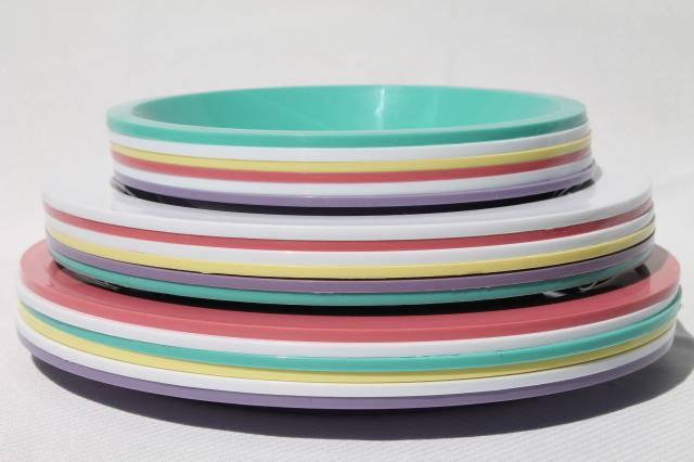 mod vintage Ingrid plastic dishes sets in retro pastel colors, Party Ball & Drinks Connection
