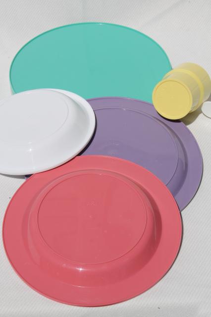 mod vintage Ingrid plastic dishes sets in retro pastel colors, Party Ball & Drinks Connection