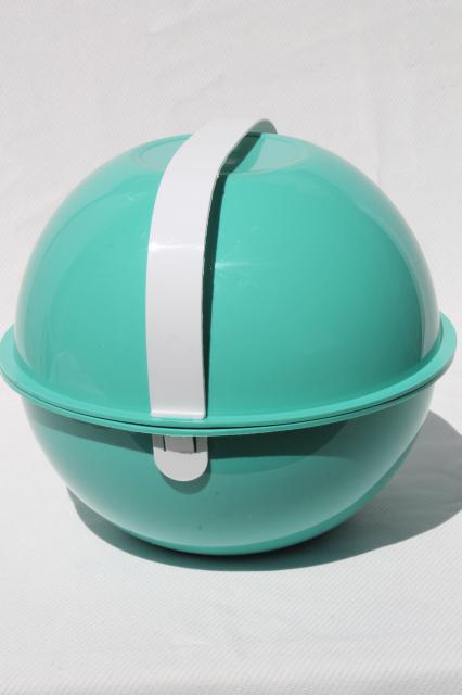 mod vintage Ingrid plastic dishes sets in retro pastel colors, Party Ball & Drinks Connection