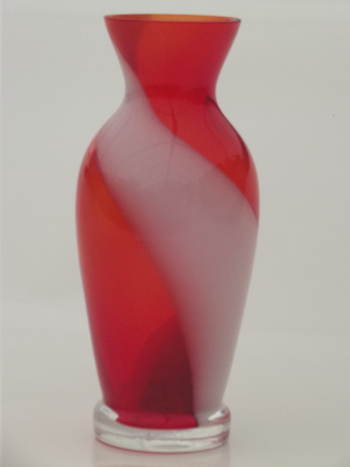 Mod vintage art glass bud vase, flame orange & milk white swirl slag glass