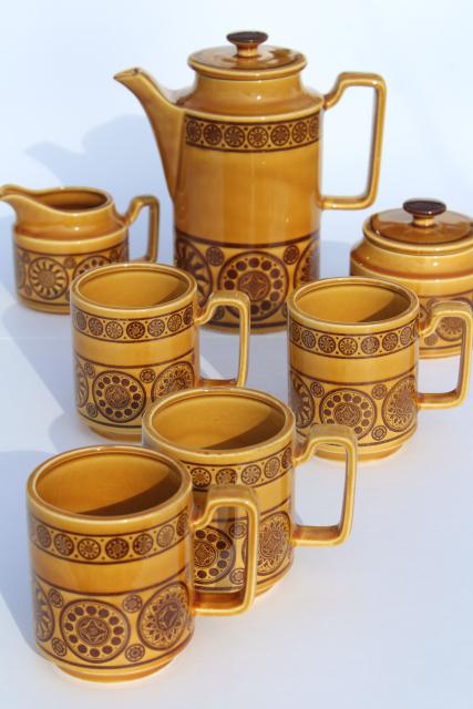 mod vintage ceramic coffee pot, mugs, cream & sugar set, made in Japan 1970s