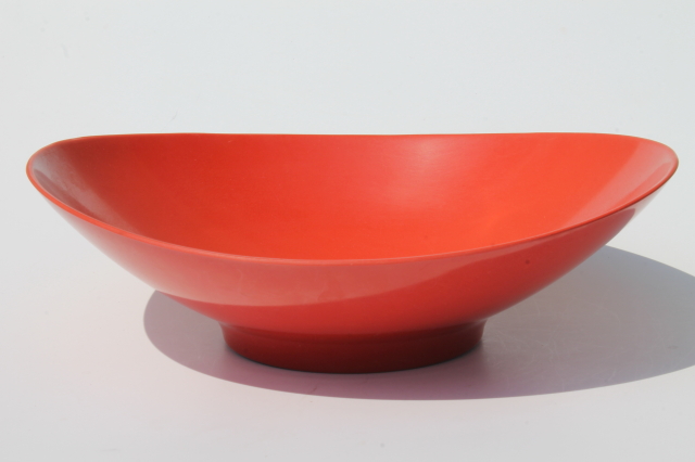 Mod vintage Florence Prolon melmac salad serving bowl, tomato red orange melamine plastic