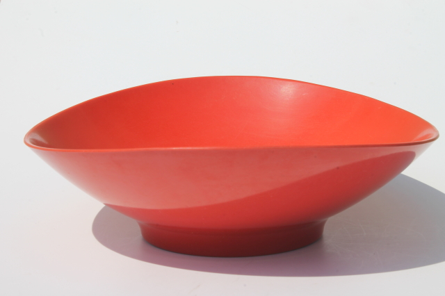 Mod vintage Florence Prolon melmac salad serving bowl, tomato red orange melamine plastic