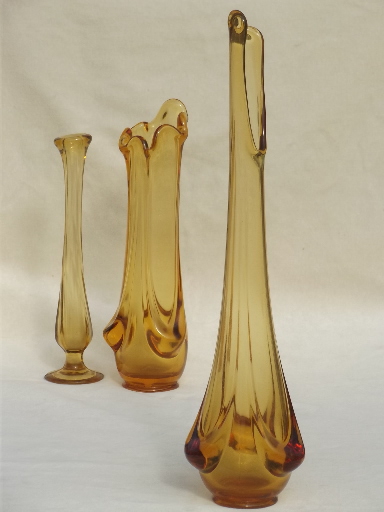 Mod vintage swung glass vases & bud vase lot, 60s vintage amber glass