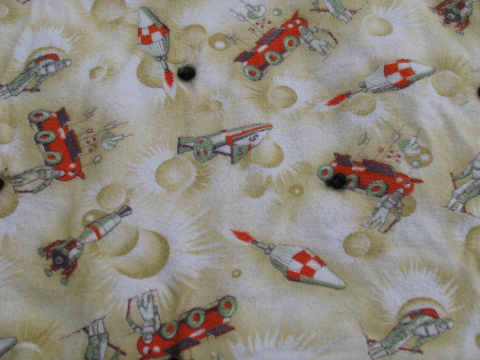 Moon spacemen & football animals, retro 60s vintage baby quilt blankets