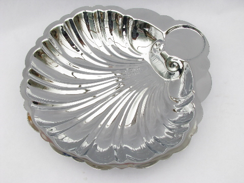 Never used mod vintage silver chrome shell shaped dish w/ glass bowl
