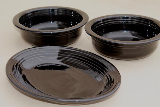 newer or vintage black Fiesta ware Homer Laughlin pottery serving bowls & platter