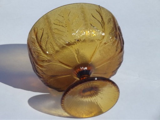 Oak Leaf pattern amber glass compote / flower bowl, retro 70s vintage