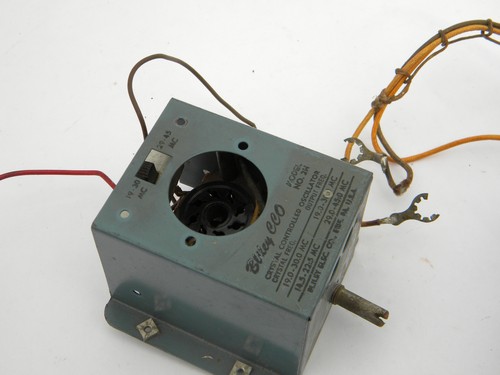 Pair of vintage Bliley CCO model 2H short wave radio crystal oscillators for parts