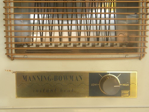 Retro 1960s Manning-Bowman ''Instant Heat'' vintage space heater