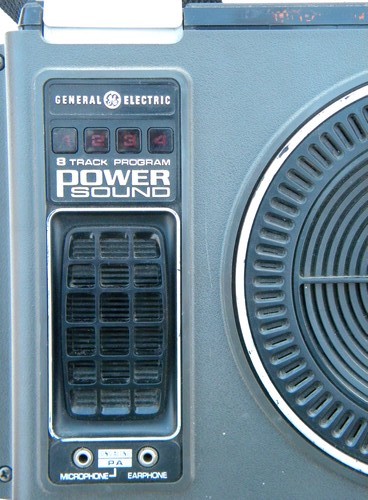 Retro 1970s vintage GE Power Sound portable 8-track player w/PA or karaoke