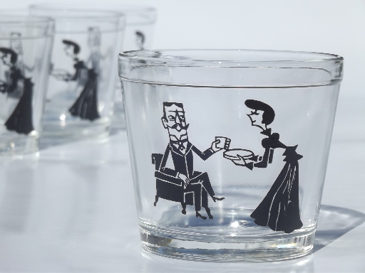 Retro 40s cartoon print glasses, vintage Hazel Atlas drinking glass set