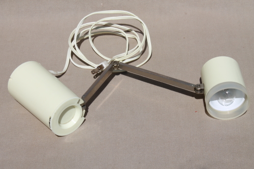 Retro 60s adjustable desk light, vintage folding Lloyd's High Intensity Lamp NA-101 made in Japan