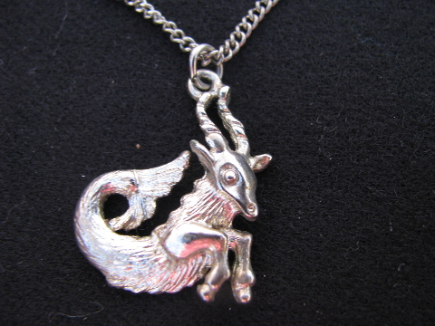 Retro 70s hippie vintage zodiac necklace, goat Capricorn astrological pendant & chain