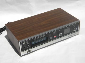 Retro 70s Panasonic RS-803US 8-track cassette stereo tape deck player