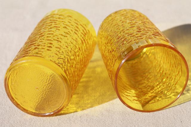 retro amber yellow crinkle ice textured plastic restaurant drinking glasses, unbreakable tumblers