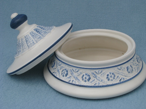 Retro blue morocco matte white Haeger pottery canister set, 60s mod