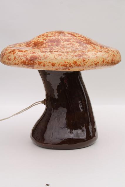 retro ceramic mushroom TV lamp mood light, large lighted toadstool 70s vintage