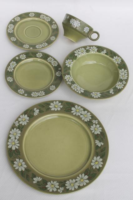 retro daisies 60s vintage dinnerware set for 4, flor del sol Granada ironstone