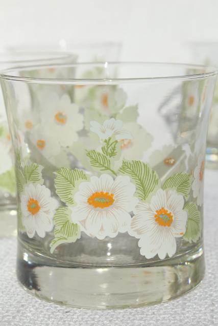 retro daisies vintage glass tumblers, old fashioned lowball drinking glasses daisy print