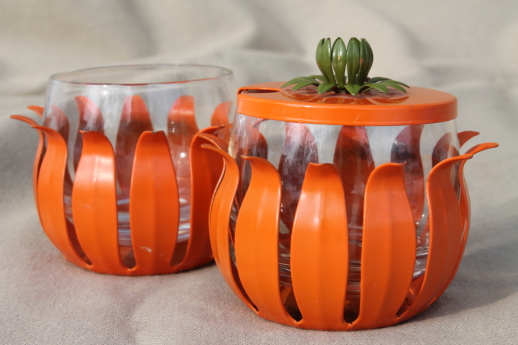 Retro orange enamel lotus flower jam pots, mod 60s vintage Scandinavian modern kitchenware