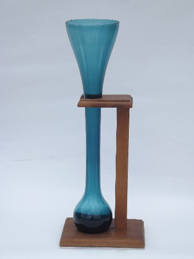 Retro Tall Round Bubble Ball Bottom Glass Vase In Wood Display Stand