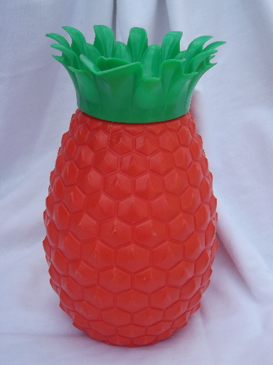 Retro tiki bar pitcher, 50s vintage plastic pineapple for pina-coladas