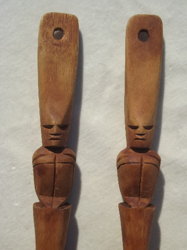 Retro tiki carved wood figures fork & spoon, vintage salad servers set