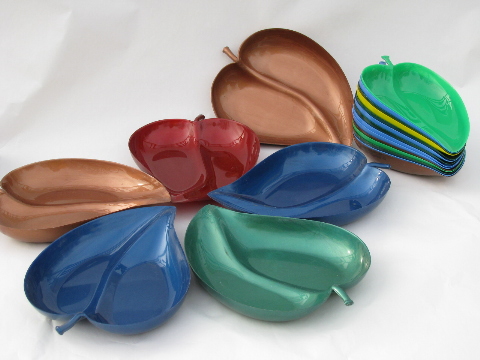 Retro vintage 50s - 60s plastic leaf shaped bowls & large leaves dishes, all colors