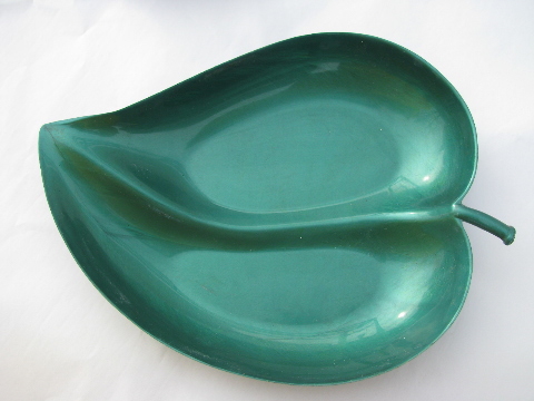 Retro vintage 50s - 60s plastic leaf shaped bowls & large leaves dishes, all colors