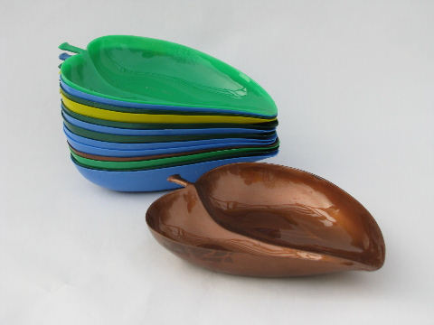 Retro vintage 50s - 60s plastic leaf shaped bowls & large leaves dishes, all colors