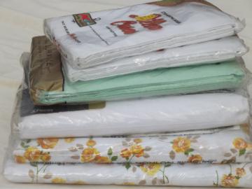 Retro vintage bedding lot, bed sheets & pillowcases in original packages