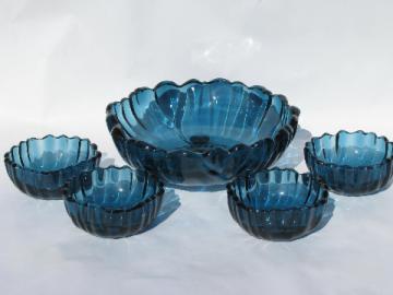 Retro vintage blue glass salad set, mod daisy flower bowls & big bowl