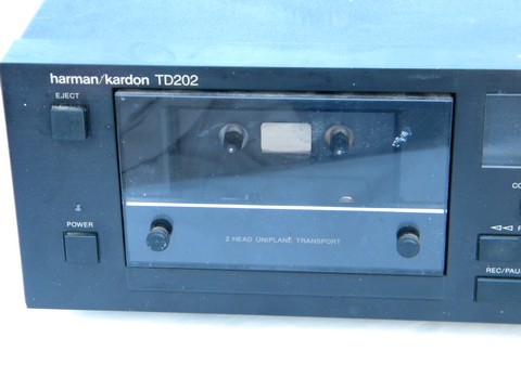 Retro vintage Harman/Kardon TD202 cassette tape deck