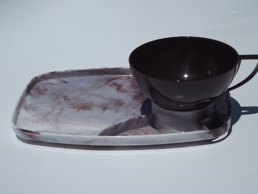 Retro vintage marbled plastic snack picnic sets, cups and tray plates for 8