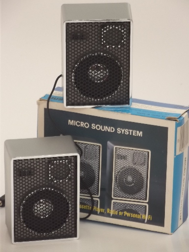 Retro vintage portable speakers for cassette tape player,radio or mp3