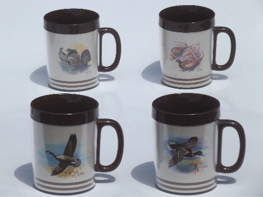 Retro vintage Thermo Serv insulated plastic mugs w wild game birds