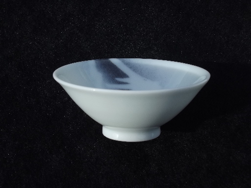 Set of 5 sake bowl cups w/  Mt Fuji scene, vintage Japan porcelain