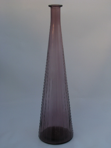 Tall mod bottle vase, 60s vintage art glass in retro amethyst purple!