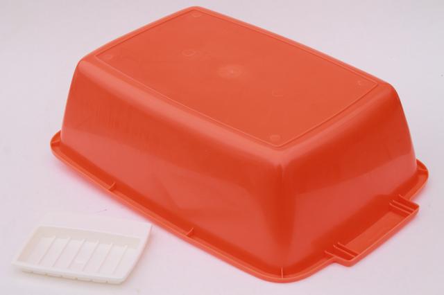 unused vintage plastic bath set & water pitcher, retro bright orange & white
