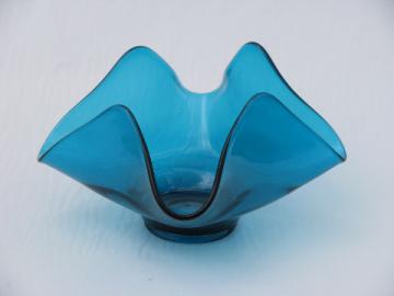 Viking Epic aquamarine blue mod art glass bowl