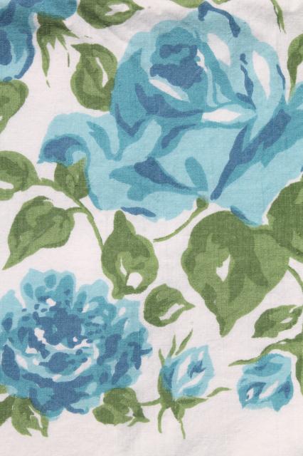 vintage 100% cotton sheets w/ retro blue roses floral print, flat sheet lot for fabric