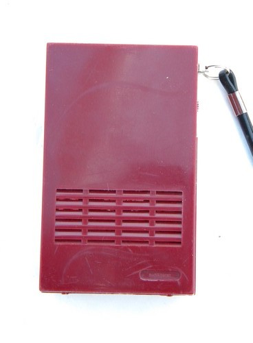 Vintage 1960s red Mr. Transistor portable pocket radio w/original box