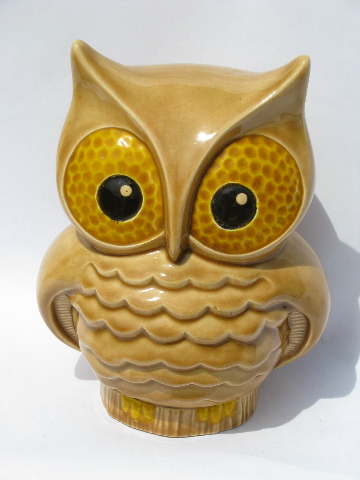 Vintage 70s retro handmade ceramic owls, mod big-eyed owl pair